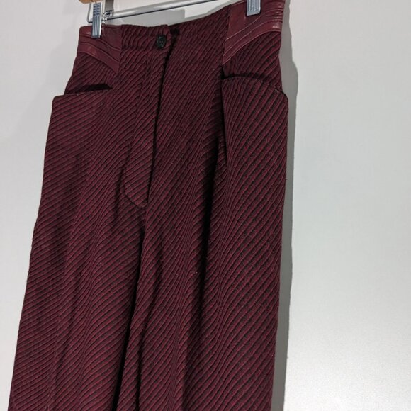 Bagatelle High Waisted Pleated Pants with Leather Waistband Bugundy VINTAGE - Picture 2 of 4